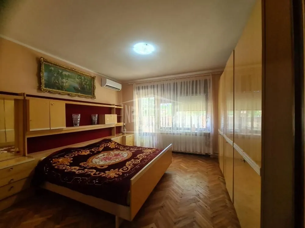 Prodaja, kuća, 400m², Aleksandrovo, Subotica