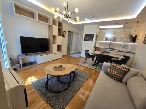 Prodaja, dvosoban stan, 73m², City Kej, Podgorica - image 4