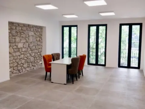 Rent, office space, 120m², Centar, Podgorica - image 2