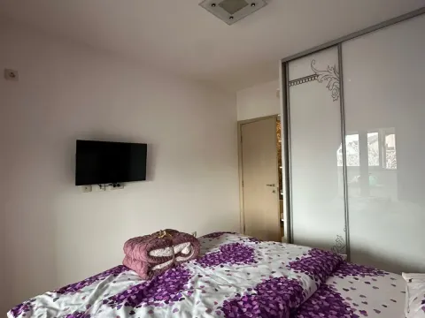 Rent, two bedroom apartment, 76m², City Kvart, Podgorica - image 6