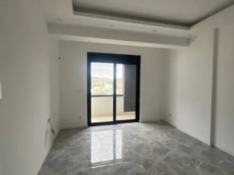 Sale, one bedroom apartment, 40m², Centar, Ulcinj - image 2