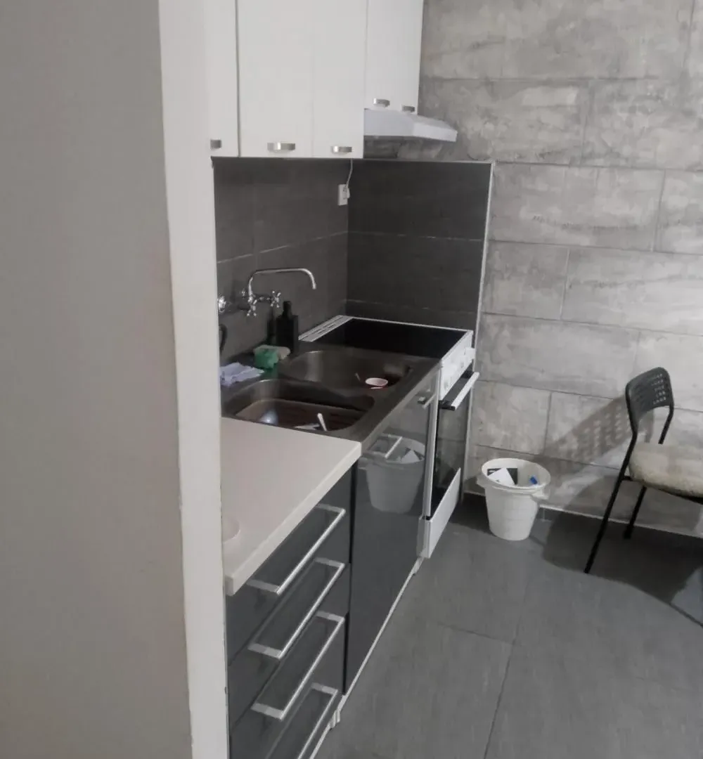 Izdavanje, trosoban stan, 77m², Južni Bulevar, Vračar Sve Podlokacije
