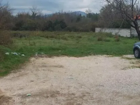 Prodaja, plac, 1300m², Kotor, Crna Gora