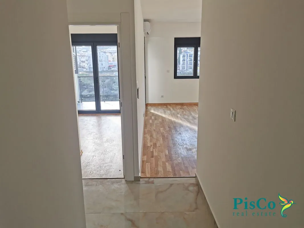 Izdavanje, dvosoban stan, 64m², Zagorič, Podgorica