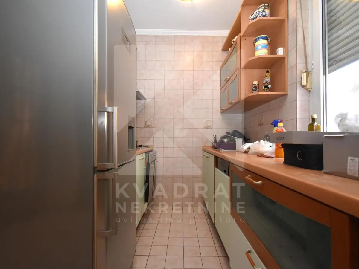 Prodaja, dvosoban stan, 97m², Stari Aerodrom, Podgorica