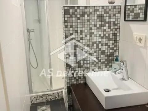 Izdavanje, četvorosoban stan, 120m², Voždovac Sve Podlokacije, Beograd - image 17