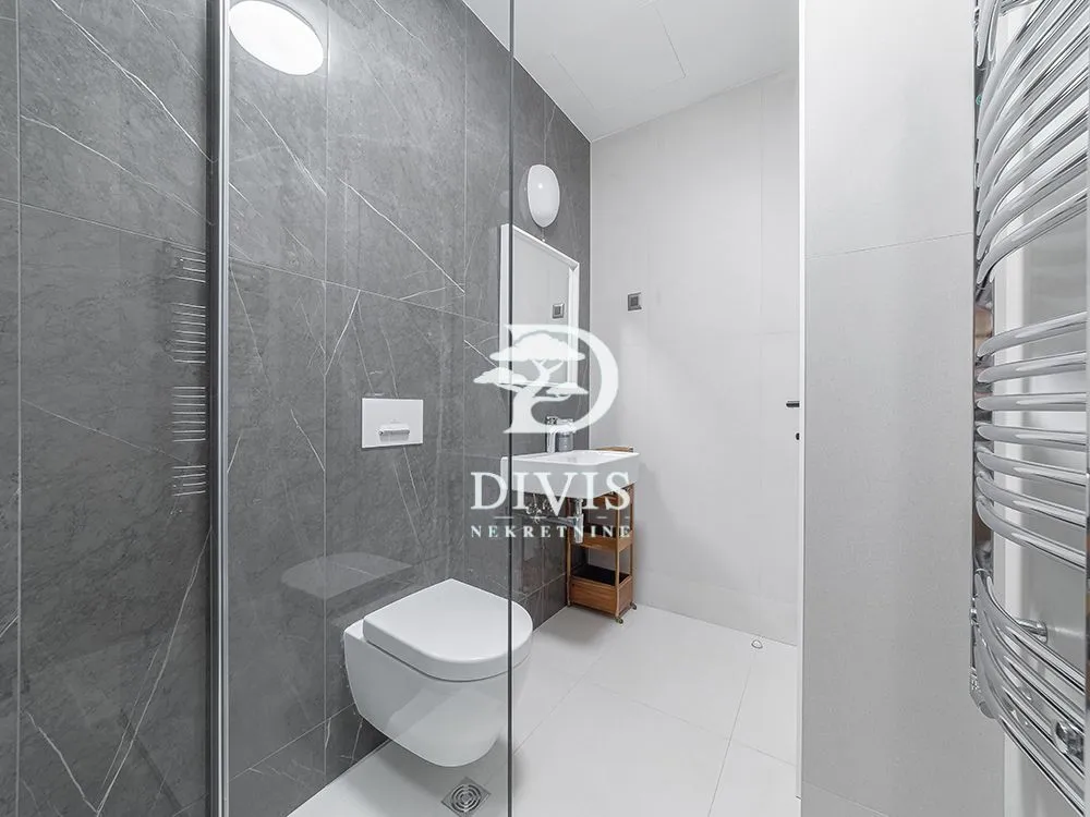 Prodaja, trosoban stan, 78m², Stari Grad, Beograd