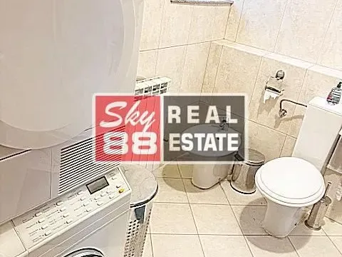 Rent, four bedroom apartment, 120m², Savski Venac, Beograd - image 8