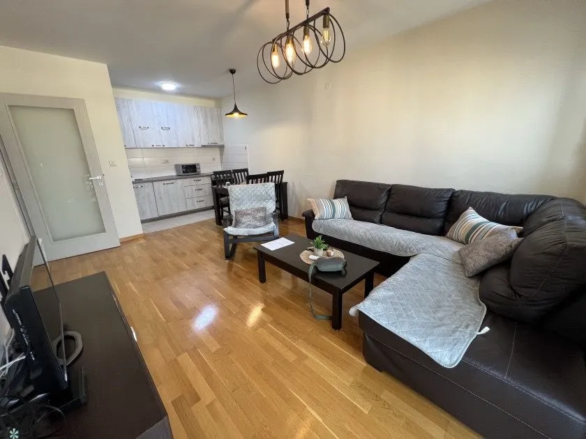 Rent, two bedroom apartment, 64m², Stari Aerodrom, Podgorica