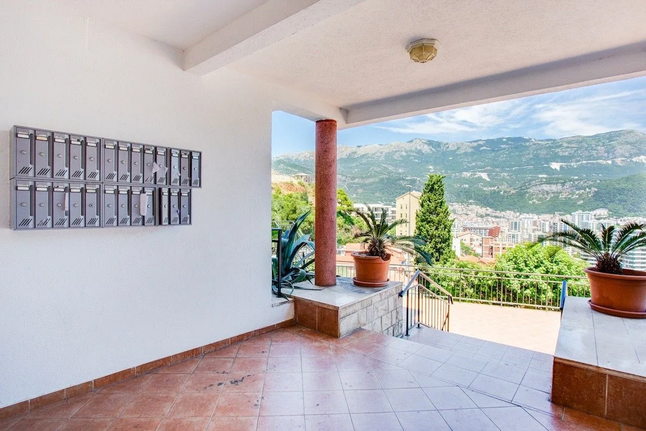 Sale, two bedroom apartment, 82m², Budva, Crna Gora