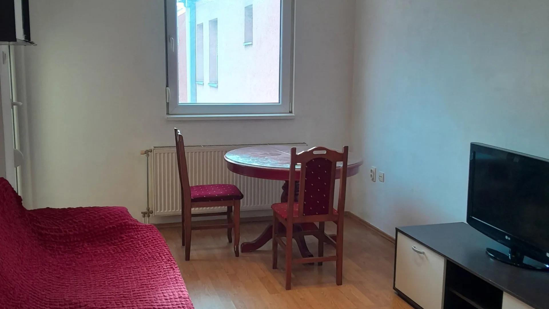Izdavanje, dvosoban stan, 38m², Novi Sad Sve Podlokacije, Novi Sad