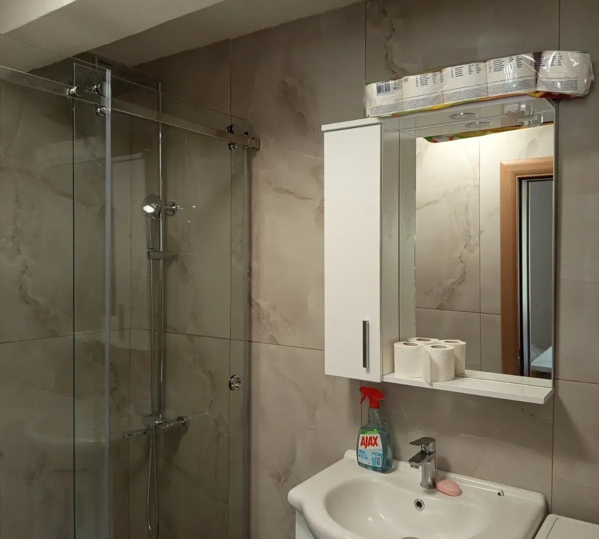 Rent, one bedroom apartment, 45m², Virpazar, Bar