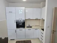 Izdavanje, jednosoban stan, 47m², City Kvart, Podgorica - image 10