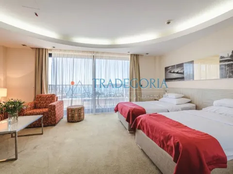 Prodaja, dvosoban stan, 77m², Pržno, Budva