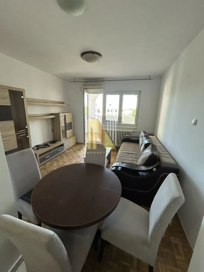 Izdavanje, dvosoban stan, 47m², Sajmište, Novi Sad