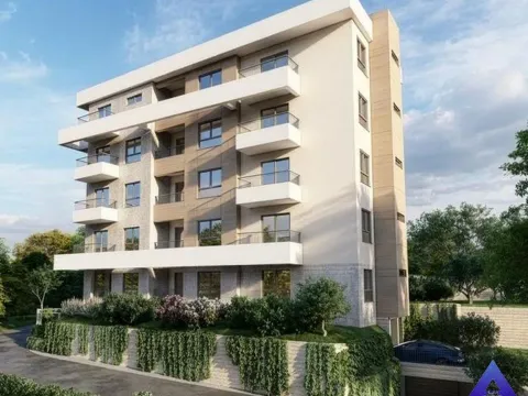 Sale, one bedroom apartment, 40m², Bečići, Budva - image 1