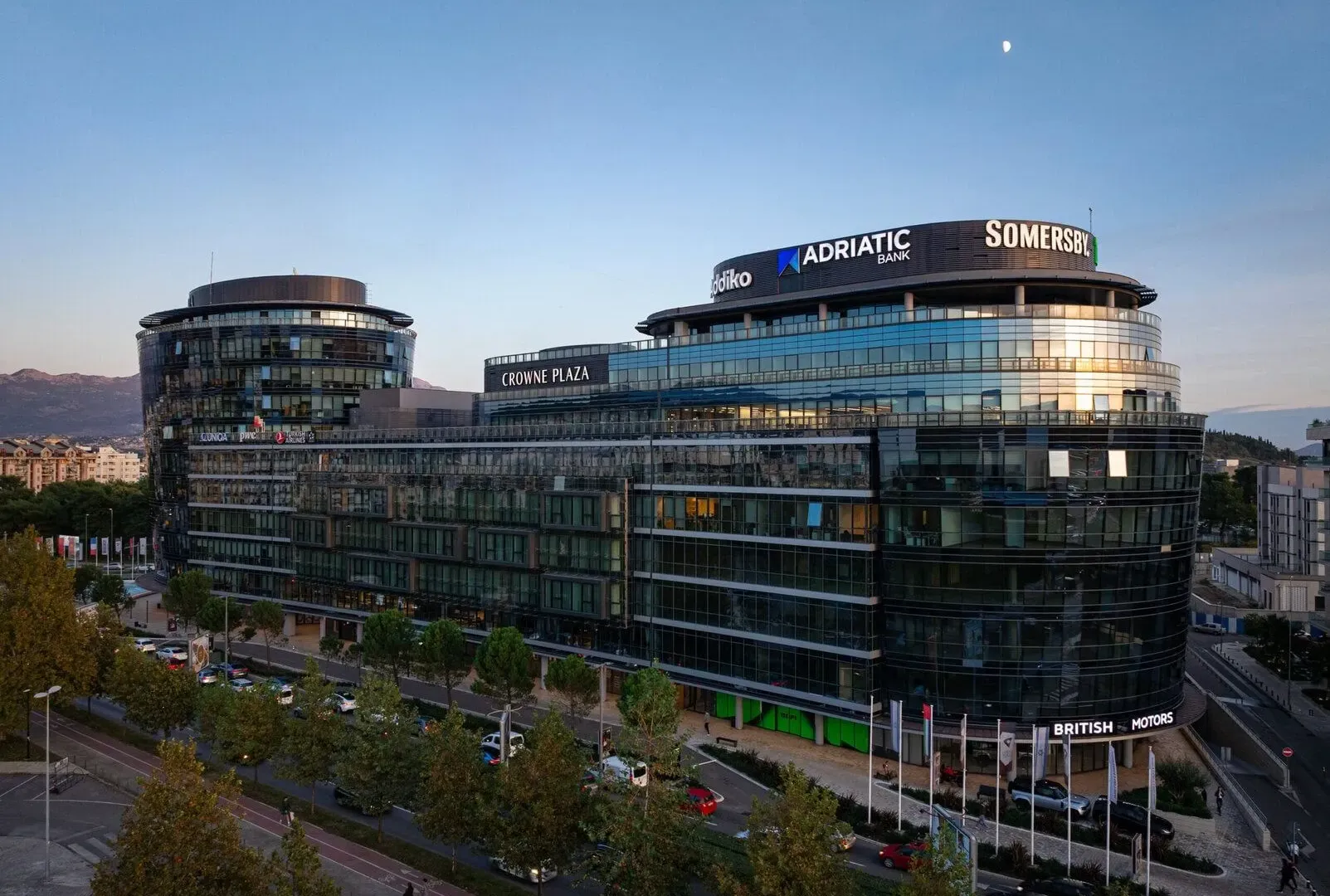 Prodaja, jednosoban stan, 87m², Kod Capital Plaze, Podgorica