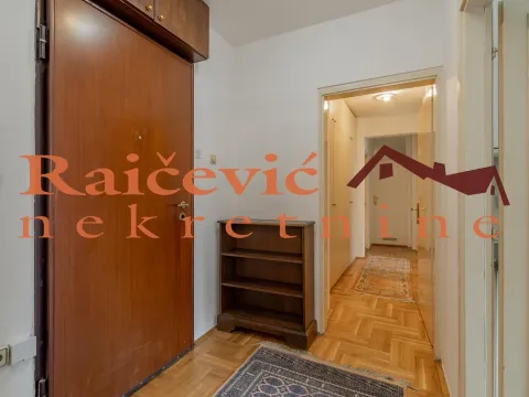 Prodaja, trosoban stan, 85m², Vračar Hram, Vračar Sve Podlokacije - image 10