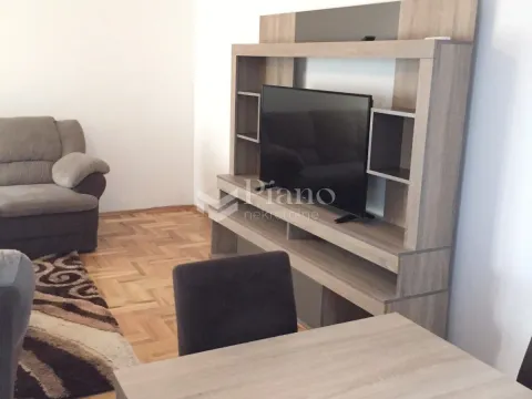 Rent, two bedroom apartment, 75m², Stari Aerodrom, Podgorica - image 4