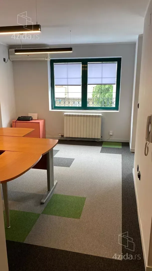 Rent, office space, 152m², Fon (Fon - Bilećka), Voždovac Sve Podlokacije