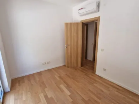 Sale, two bedroom apartment, 75m², Dobrota, Kotor - image 4