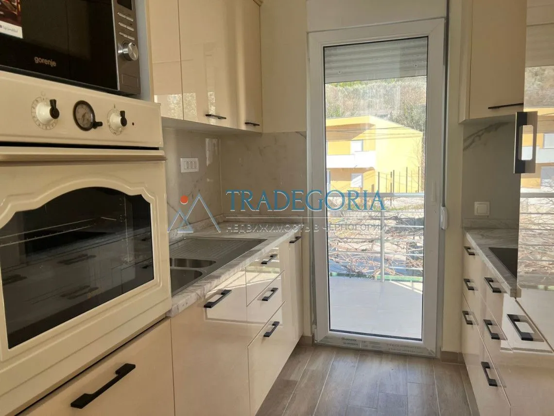 Prodaja, kuća, 180m², Bar, Crna Gora