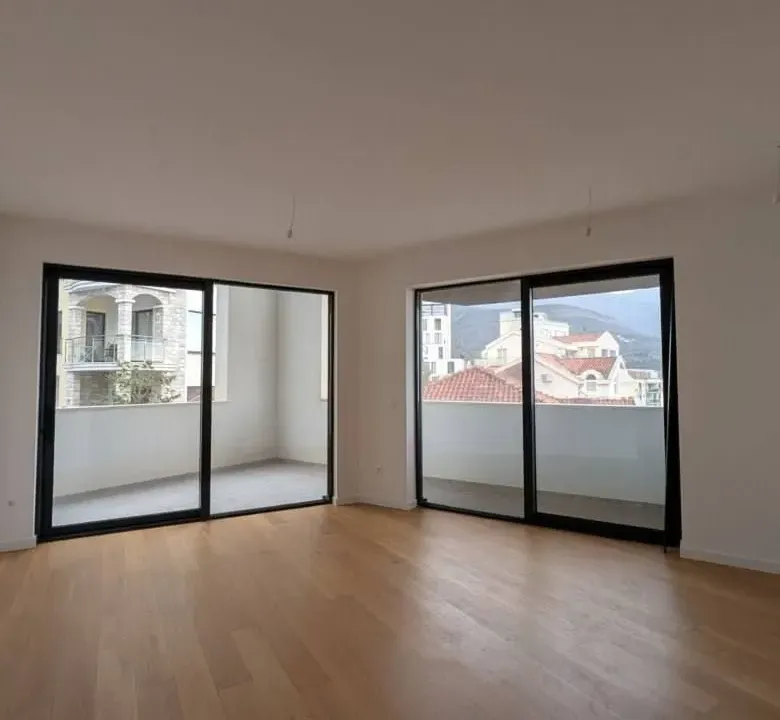 Sale, one bedroom apartment, 66m², Bečići, Budva