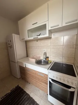 Rent, one bedroom apartment, 40m², Medijana, Niš - image 8