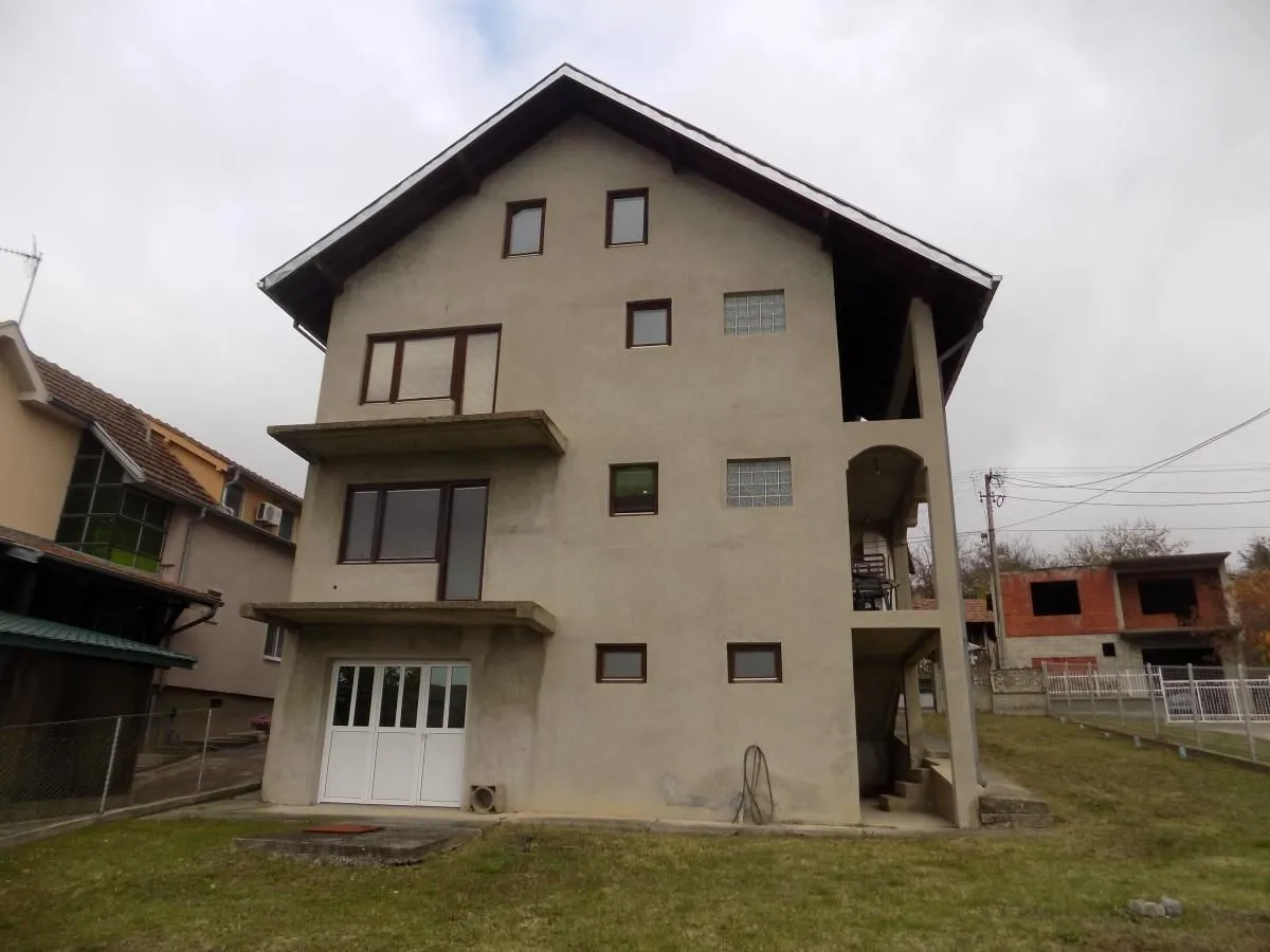Prodaja, kuća, 315m², Tekija, Paraćin