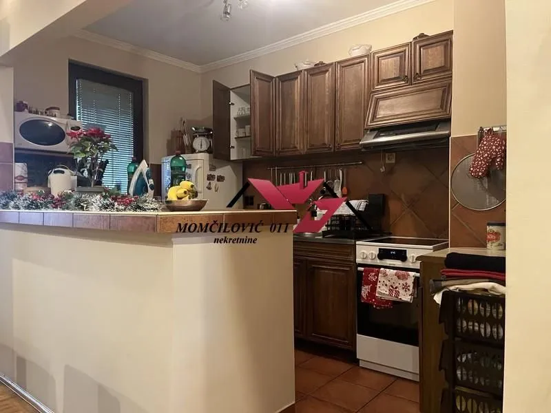 Sale, four bedroom apartment, 69m², Voždovac Sve Podlokacije, Beograd