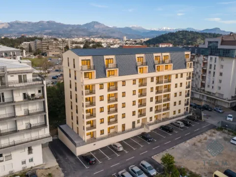 Prodaja, jednosoban stan, 47m², Central Point, Podgorica - image 4