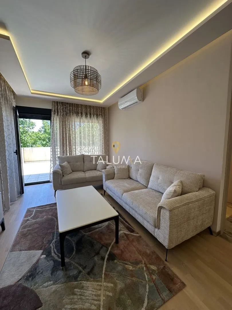 Rent, two bedroom apartment, 68m², Pobrežje, Podgorica