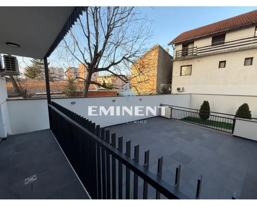 Sale, apartment, 61m², Cvetkova Pijaca, Zvezdara Sve Podlokacije