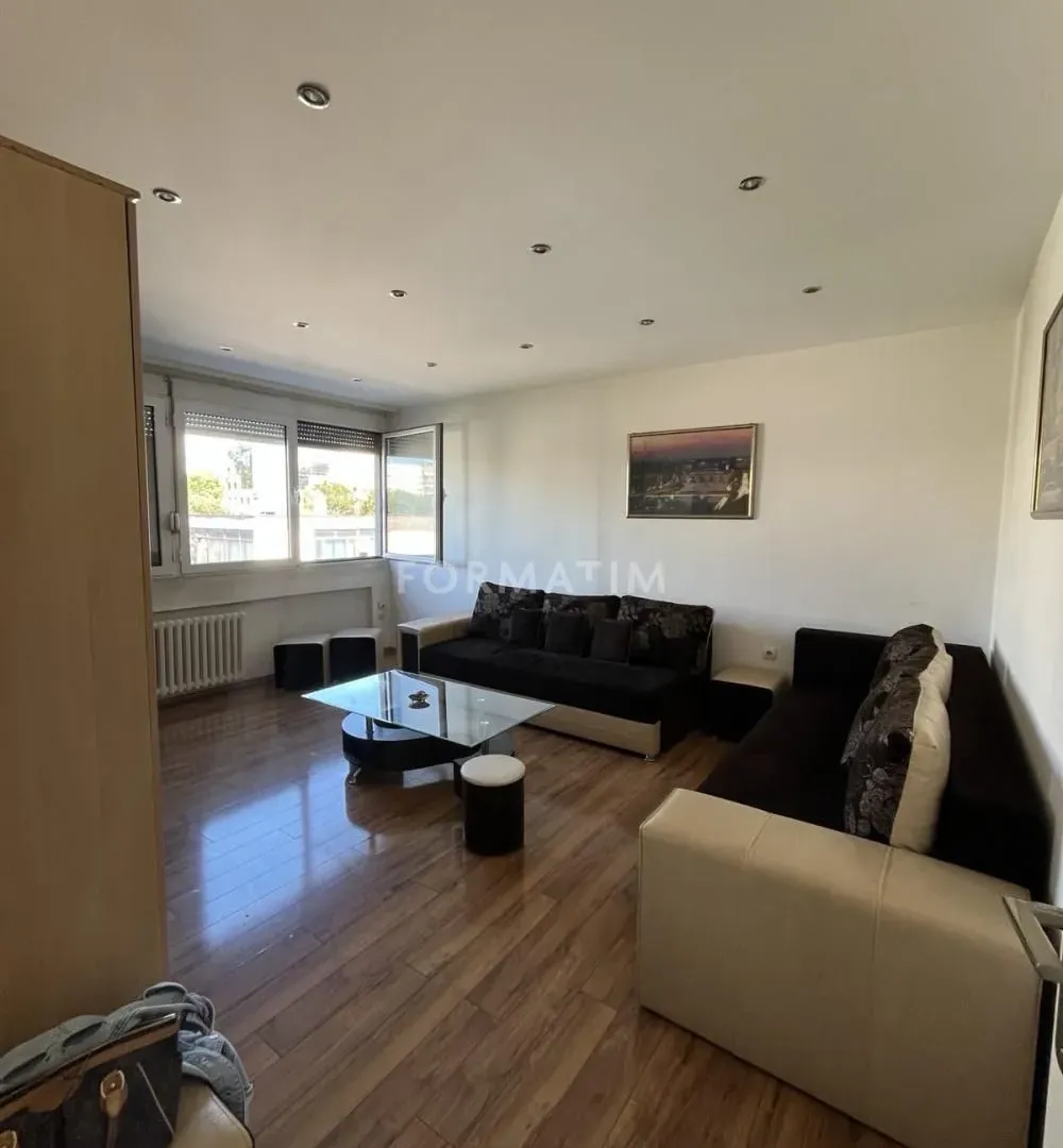 Izdavanje, dvosoban stan, 57m², Zvezdara Sve Podlokacije, Beograd