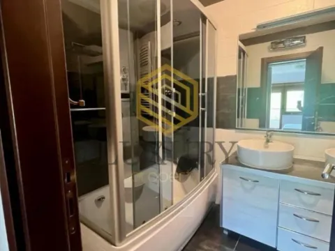 Prodaja, četvorosoban stan, 174m², Gorica C, Podgorica - image 5