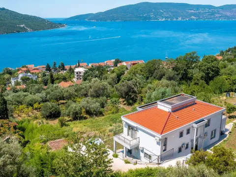 Sale, house, 296m², Kotor, Crna Gora - image 2