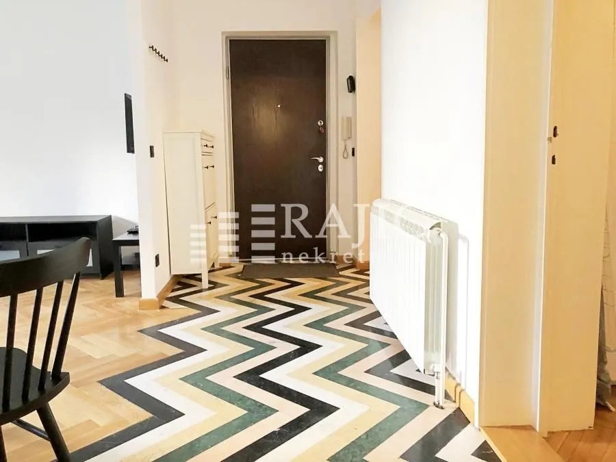 Rent, three bedroom apartment, 70m², Stari Grad, Beograd