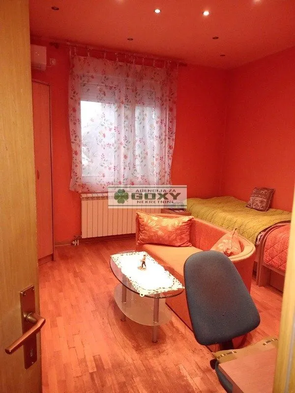 Sale, three bedroom apartment, 85m², Vračar Centar, Vračar Sve Podlokacije