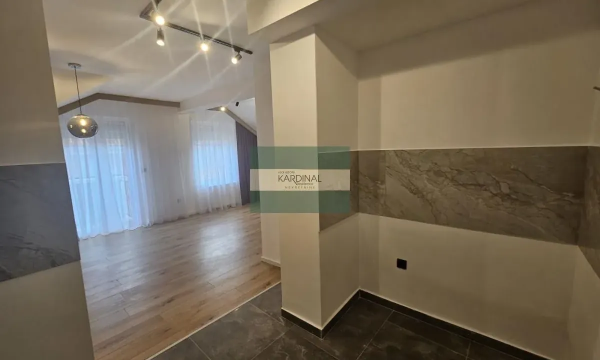 Sale, three bedroom apartment, 58m², Centar, Novi Sad