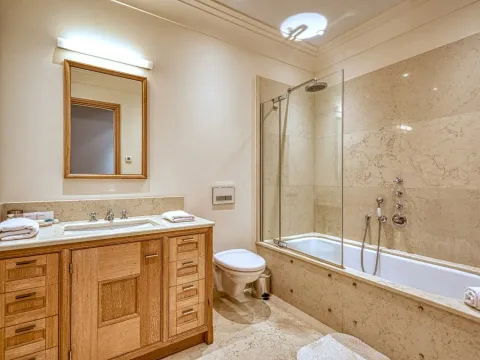 Prodaja, dvosoban stan, 138m², Tivat, Crna Gora - image 9