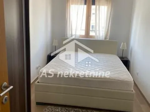 Rent, three bedroom apartment, 64m², Kalenić Pijaca, Vračar Sve Podlokacije - image 6