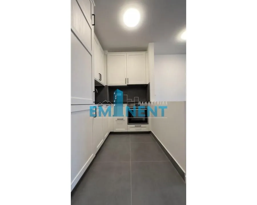 Rent, two bedroom apartment, 52m², Đeram Pijaca, Beograd