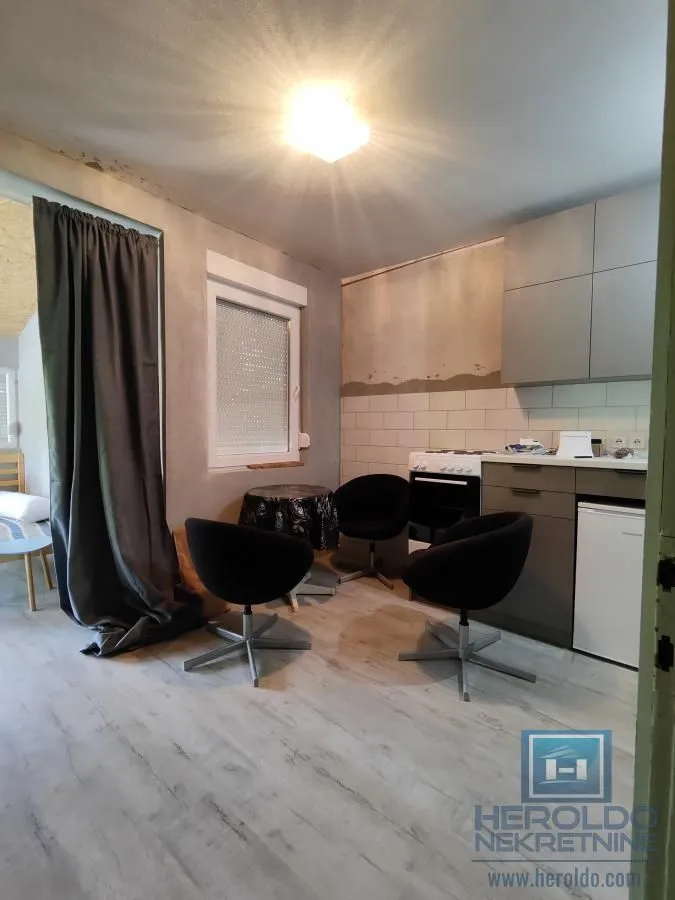 Prodaja, kuća, 76m², Dragocvet, Jagodina