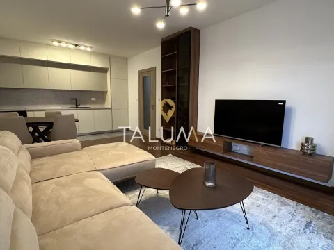 Rent, one bedroom apartment, 55m², City Kvart, Podgorica - image 4