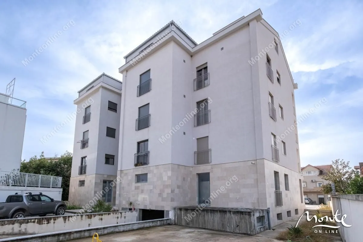 Sale, studio apartment, 24m², Tivat, Crna Gora
