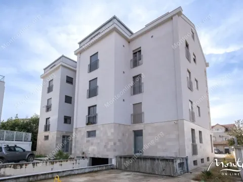 Sale, studio apartment, 24m², Tivat, Crna Gora - image 14