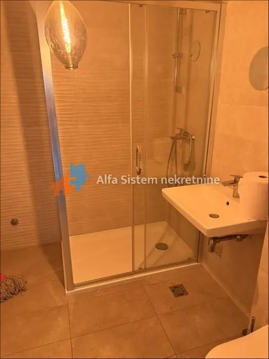 Rent, four bedroom apartment, 106m², Novi Beograd Blok 65, Novi Beograd Sve Podlokacije