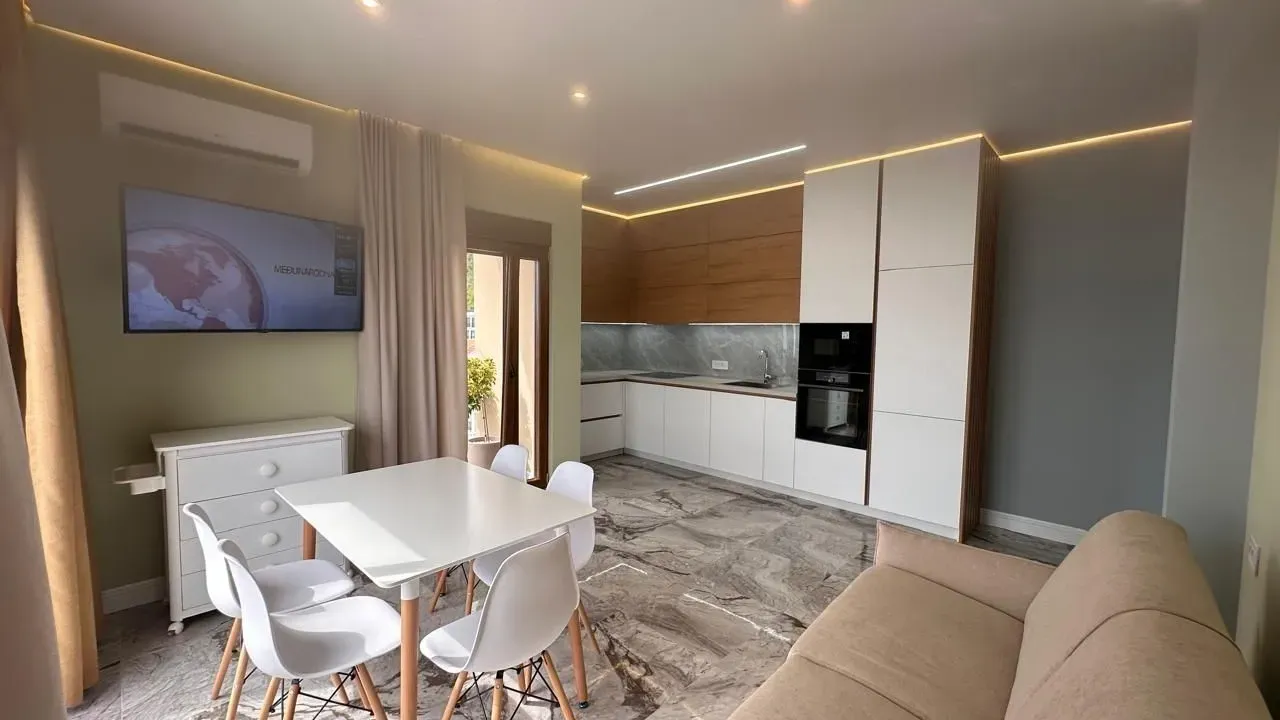 Rent, two bedroom apartment, 68m², Kava, Tivat
