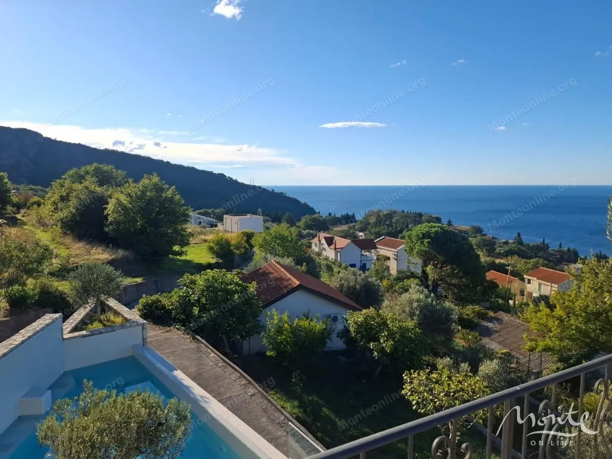 Prodaja, kuća, 116m², Reževići, Budva