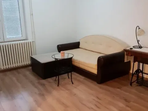 Prodaja, jednosoban stan, 44m², Centar, Novi Sad - image 2